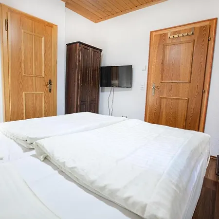 בית נופש Hochkrimml 49 *